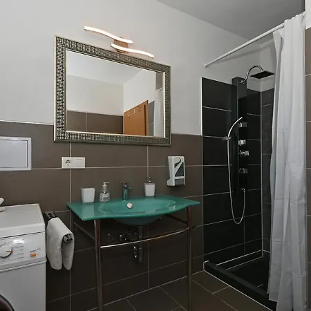 Filip Apartment *