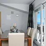 Filip Διαμέρισμα Τρογκίρ